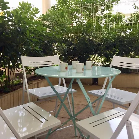 Avec Piscine, Terrasse Et Jardin Aux Minimes - La Rochelle - Fr-1-246-503 *