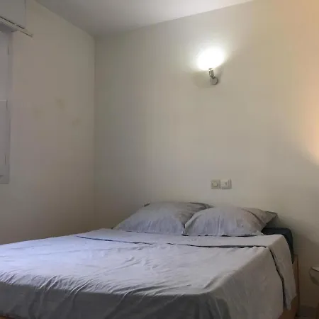 Avec Piscine, Terrasse Et Jardin Aux Minimes - La Rochelle - Fr-1-246-503 * La Rochelle (Charente-Maritime)